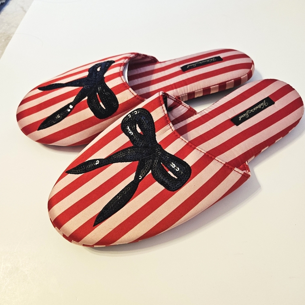 Victoria's Secret Signature Satin Pink Red Striped Slippers Size L